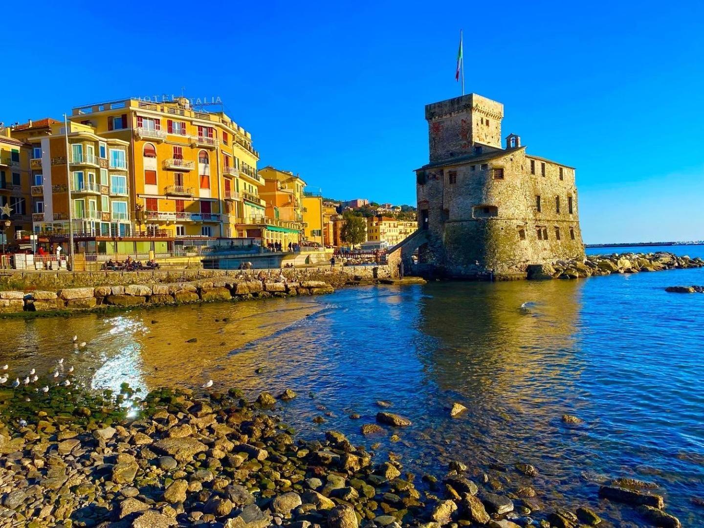 Casa Genovese, Splendido Appartamento In Centro A Рапалло Экстерьер фото